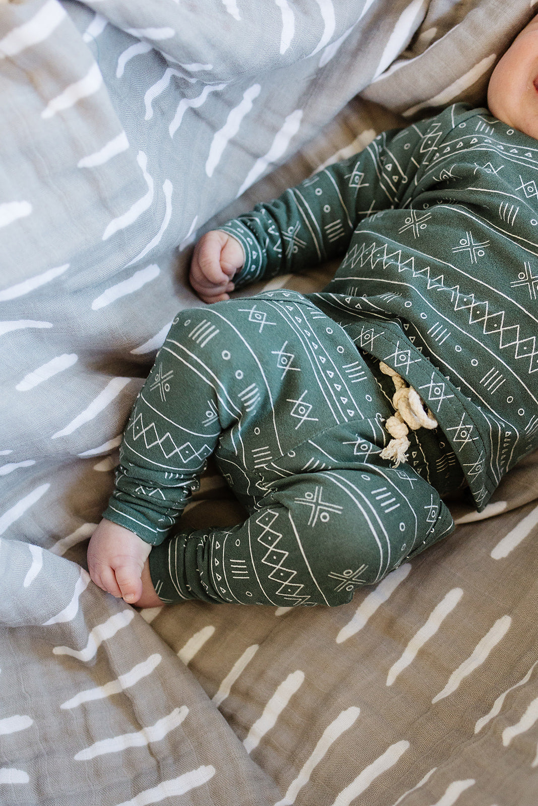 Grey Dash Muslin Quilt